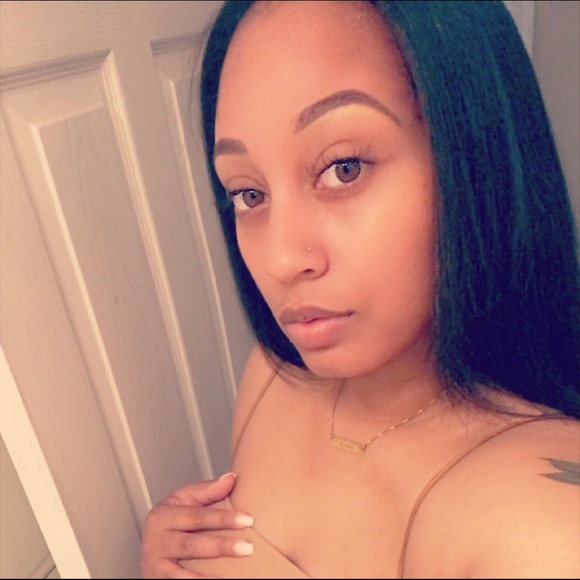 Meet your Posher, AmberJ. - Picture 2 of 5